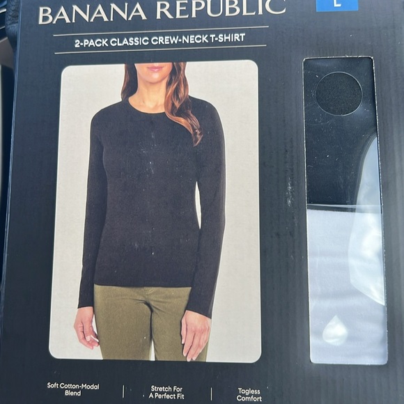NWT Banana Republic Ladies' Long Sleeve Tee, 2-pack Size Extra Large - Picture 3 of 6